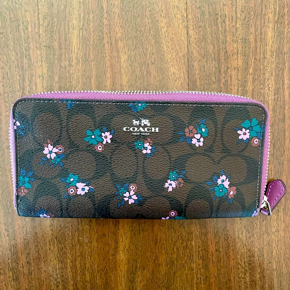 Coach Seasonal Edition Long Zip Around Wallet